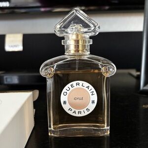Guerlain Idylle Perfume